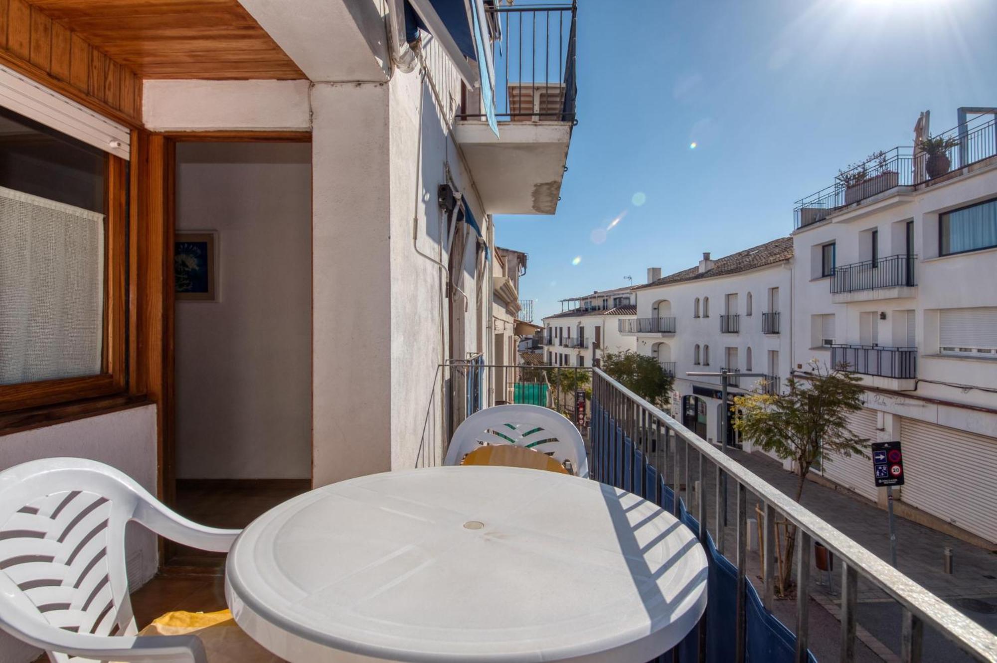 Apartaments Can Niell Калелья-де-Палафружель Экстерьер фото